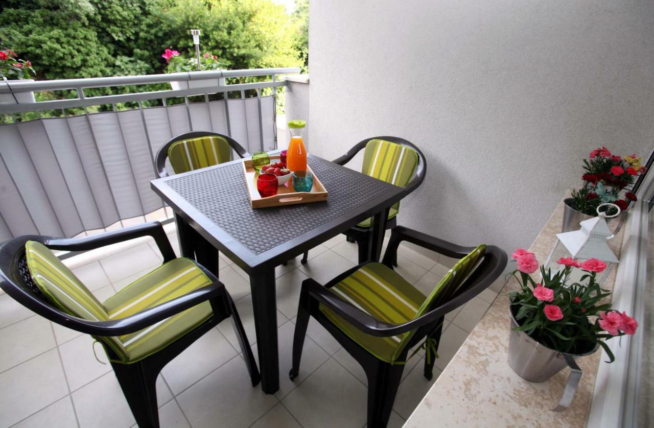 Apartment West Рийека Екстериор снимка