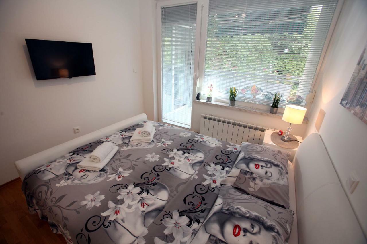 Apartment West Рийека Екстериор снимка